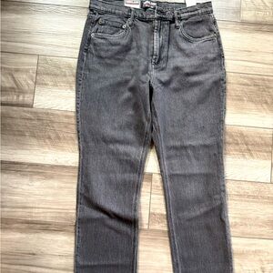 BRAND NEW Kirkland ankle jeans
